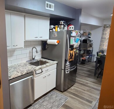 176 Overlook Ct, Woodbridge, NJ 07095 - photo 6