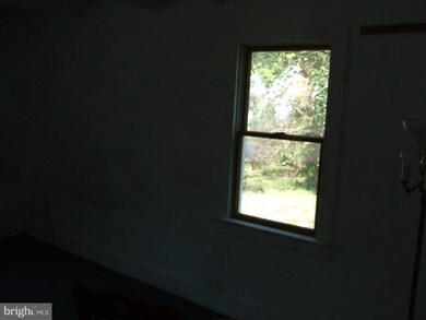 4 Spruce Ln, Annapolis, MD 21401 - photo 2