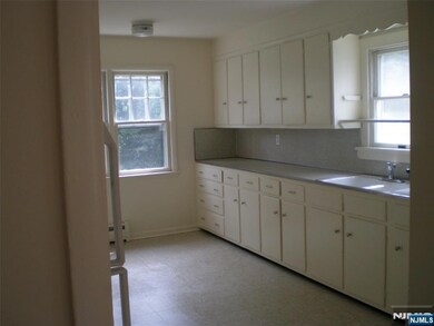 65 Park Ave, Allendale, NJ 07401 - photo 6