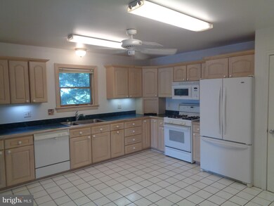 3721 Clarks Point Rd, Middle River, MD 21220 - photo 7