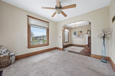 1218 1st St SW, Cedar Rapids, IA 52404 - photo 4