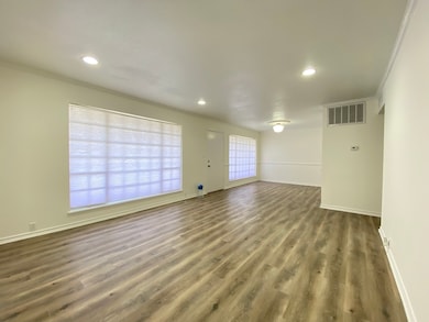 Appreciate the clean look on this easy to clean fl