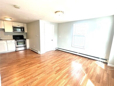 86 Washington St unit C, Central Falls, RI 02863 - photo 3