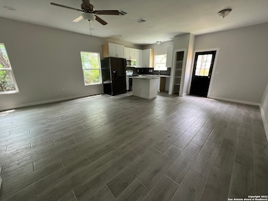 322 Vine St unit 102, San Antonio, TX 78210 - photo 3