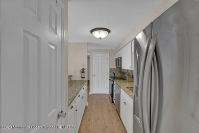 41 Cranberry Ct unit 137, Marlton, NJ 08053 - photo 6