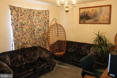 7104 E Clinton St, Clinton, MD 20735 - photo 3