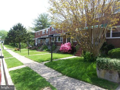 1005 Circle Dr, Halethorpe, MD 21227 - photo 2