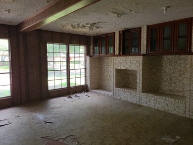 10606 Rebel Rd, Houston, TX 77016 - photo 6