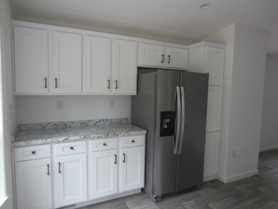 112 Kristen Ln, Wareham, MA 02571 - photo 2