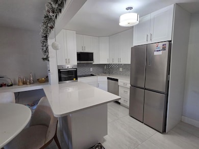 1115 Green Pine Blvd unit 42, West Palm Beach, FL 33409 - photo 6