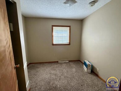 1519 2nd Ave W, Horton, KS 66439 - photo 4