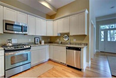 98 Washington Square unit 3, Salem, MA 01970 - photo 3