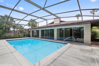 13_91JenniferCir_29_Pool_HiRes