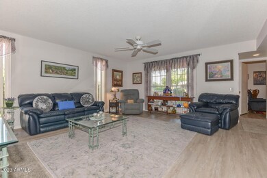 10577 W Palmeras Dr, Sun City, AZ 85373 - photo 5