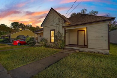 507 W Chambers St unit A, Cleburne, TX 76033 - photo 3