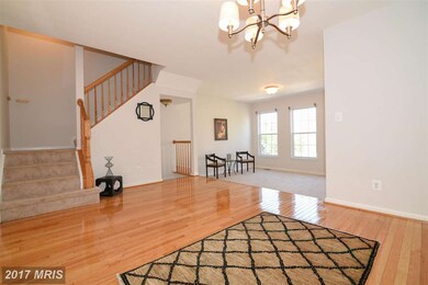 2537 James Monroe Cir, Herndon, VA 20171 - photo 6