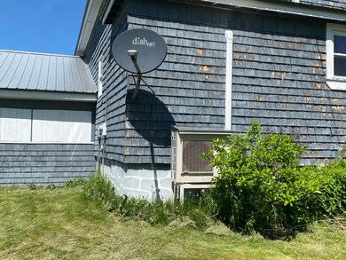 8 Mcintyre St, Winn, ME 04495 - photo 5