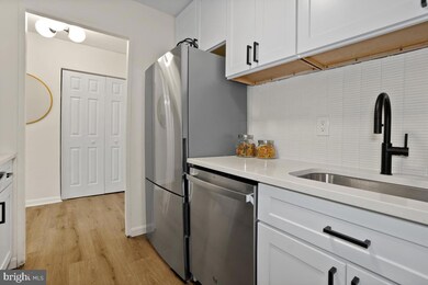 Riverside unit A513, Washington, DC 20024 - photo 6