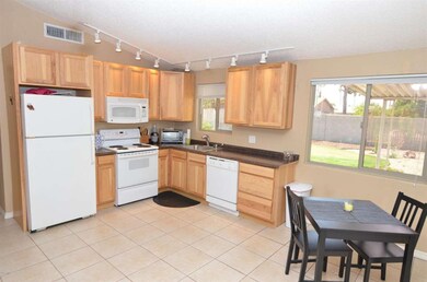 Kitchen 4