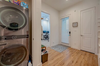 8911 Knoll Villas St, Houston, TX 77080 - photo 6