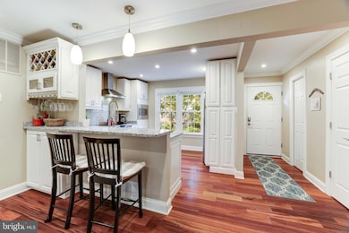 11867 Abercorn Ct, Reston, VA 20191 - photo 5