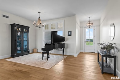 4705 Lynhurst Rd, Springfield, IL 62711 - photo 4