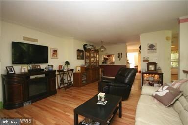 15640 Montview Dr, Dumfries, VA 22025 - photo 7