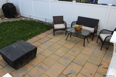 51 Meadowlawn Ave, Troy, NY 12180 - photo 7