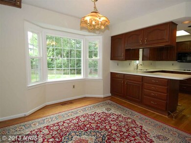 7908 Stirrup Cup Ln, McLean, VA 22102 - photo 7