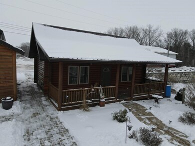 340 & 342 E Bradford St, West Union, IA 52175 - photo 3