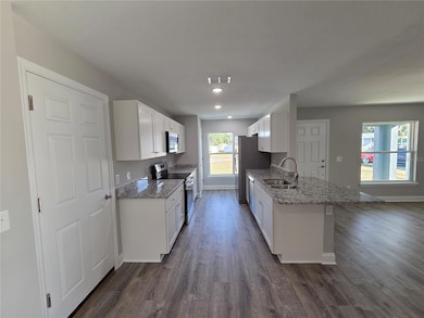 125 Pierce St, Lake Wales, FL 33859 - photo 5