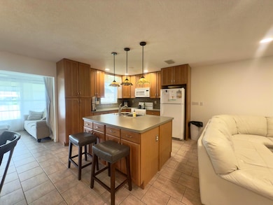 1177 S Drive Cir unit C, Delray Beach, FL 33445 - photo 2