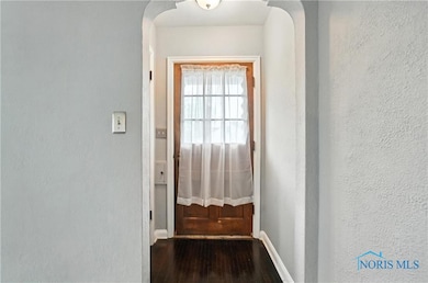 1447 Craigwood Rd, Toledo, OH 43612 - photo 4