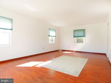 12702 Kernwood Ln, Bowie, MD 20715 - photo 4