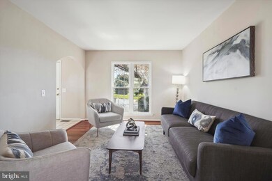 13404 Whaley Ct, Herndon, VA 20171 - photo 5