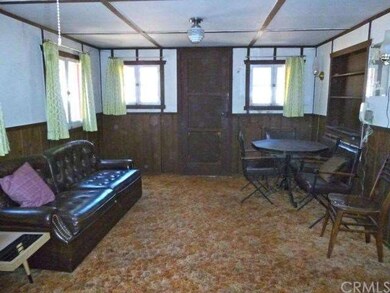 Cute cabin in a supreme location!