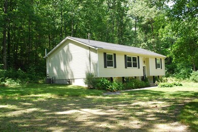 1097 Hubbardston Rd, Barre, MA 01005 - photo 3