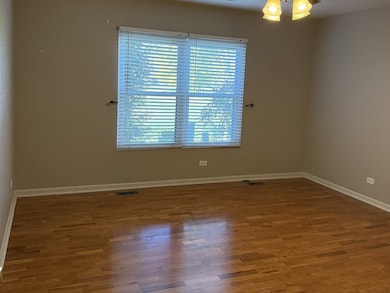 2528 Heritage Ct unit 1, Geneva, IL 60134 - photo 6