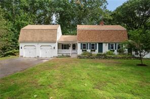 22 Bruce Dr, North Smithfield, RI 02896 - photo 3