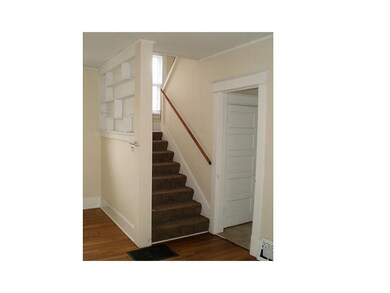 Foyer.