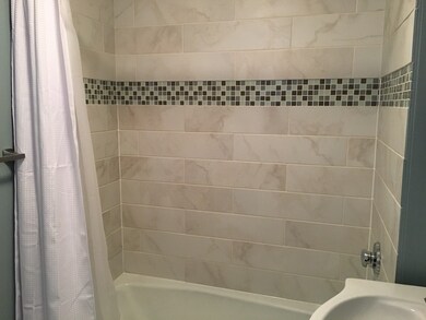 47 Poplar St unit A, Danvers, MA 01923 - photo 5