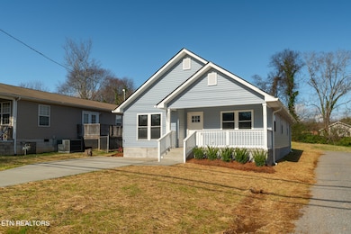 2377 Fair Dr, Knoxville, TN 37918 - photo 3