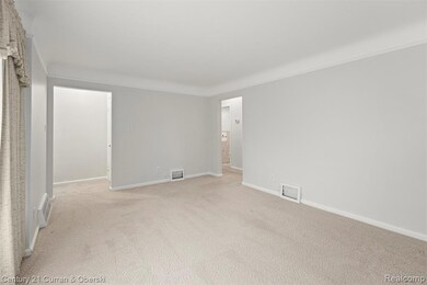 13683 Wesley St, Southgate, MI 48195 - photo 7