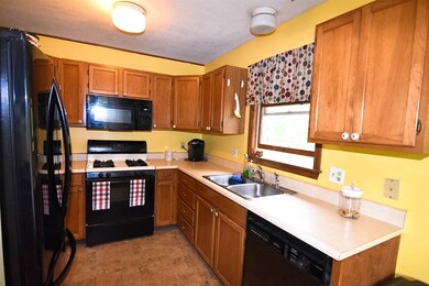 17 Cider Hill Rd, Rochester, NH 03867 - photo 7