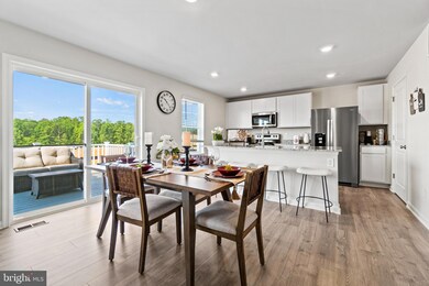 2770 Turning Leaf Ct, Lake of the Woods, VA 22508 - photo 6