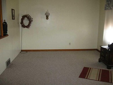 1249 Virginia Ave, Midland, PA 15059 - photo 5