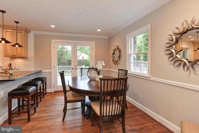 8510 Doyle Dr, Alexandria, VA 22308 - photo 6