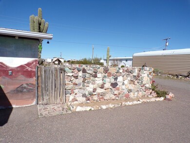 Front patio rock wall,nice