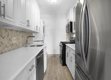 141-25 78th Ave unit 3-B, Flushing, NY 11367 - photo 2