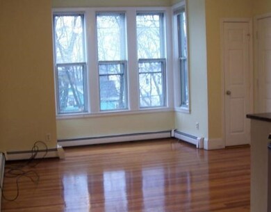73 Evergreen St, Providence, RI 02906 - photo 3